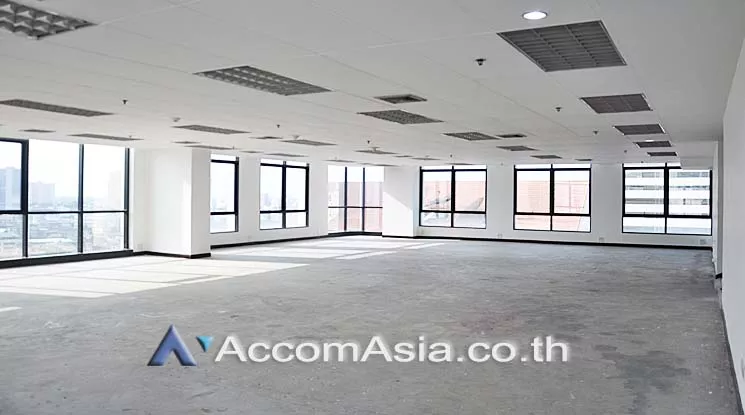  1  Office Space For Rent in Silom ,Bangkok BTS Chong Nonsi at Voravit Building AA12258